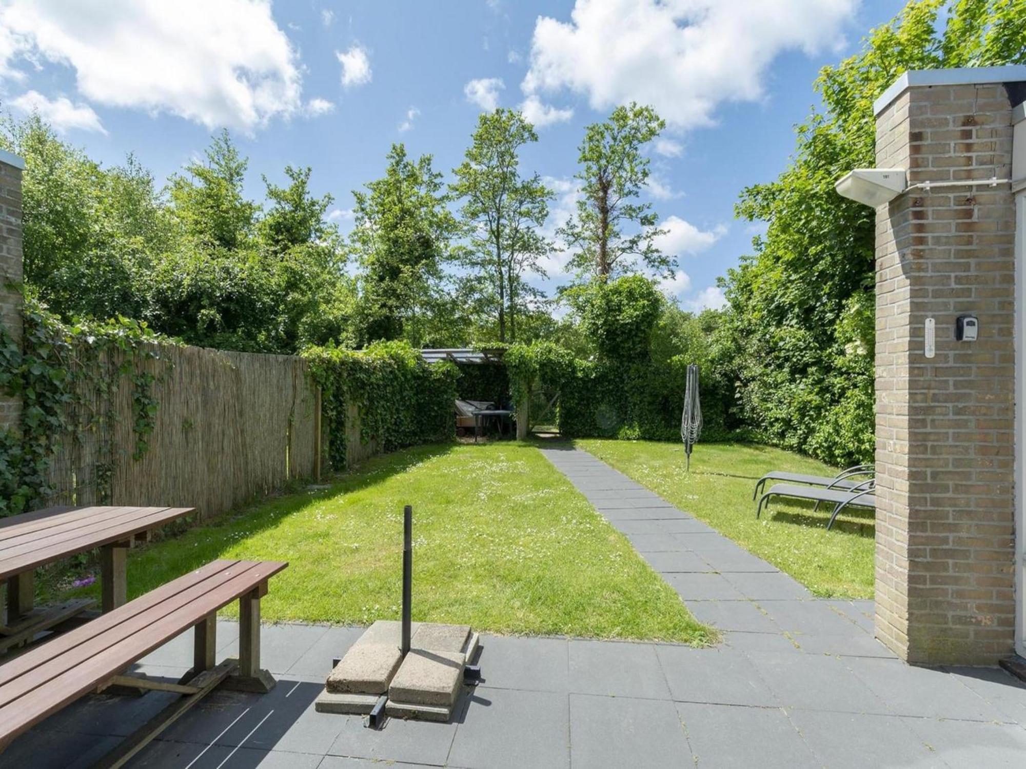 Stylish Bungalow With A Large Garden Sint Maartensvlotbrug Dış mekan fotoğraf